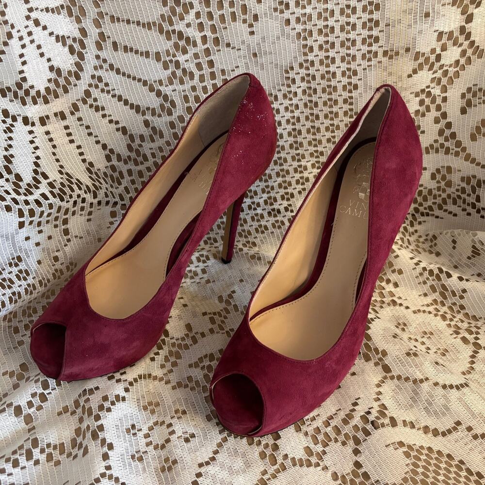 Vince Camuto Lorimina Women's US 7.5 Red Suede Platform Stiletto Pumps